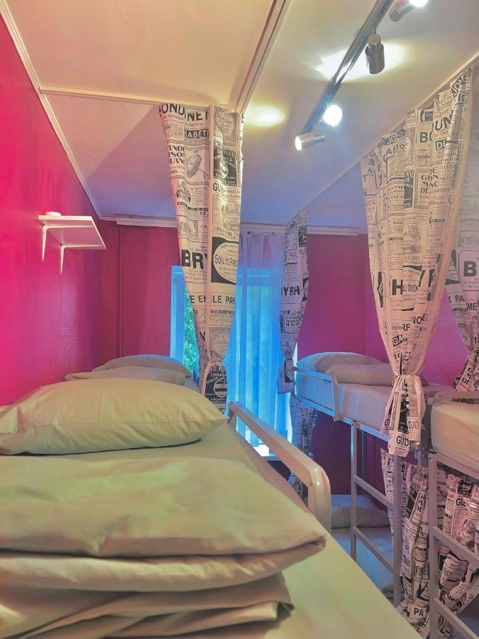 Pechersky Hostel Kiev Luaran gambar
