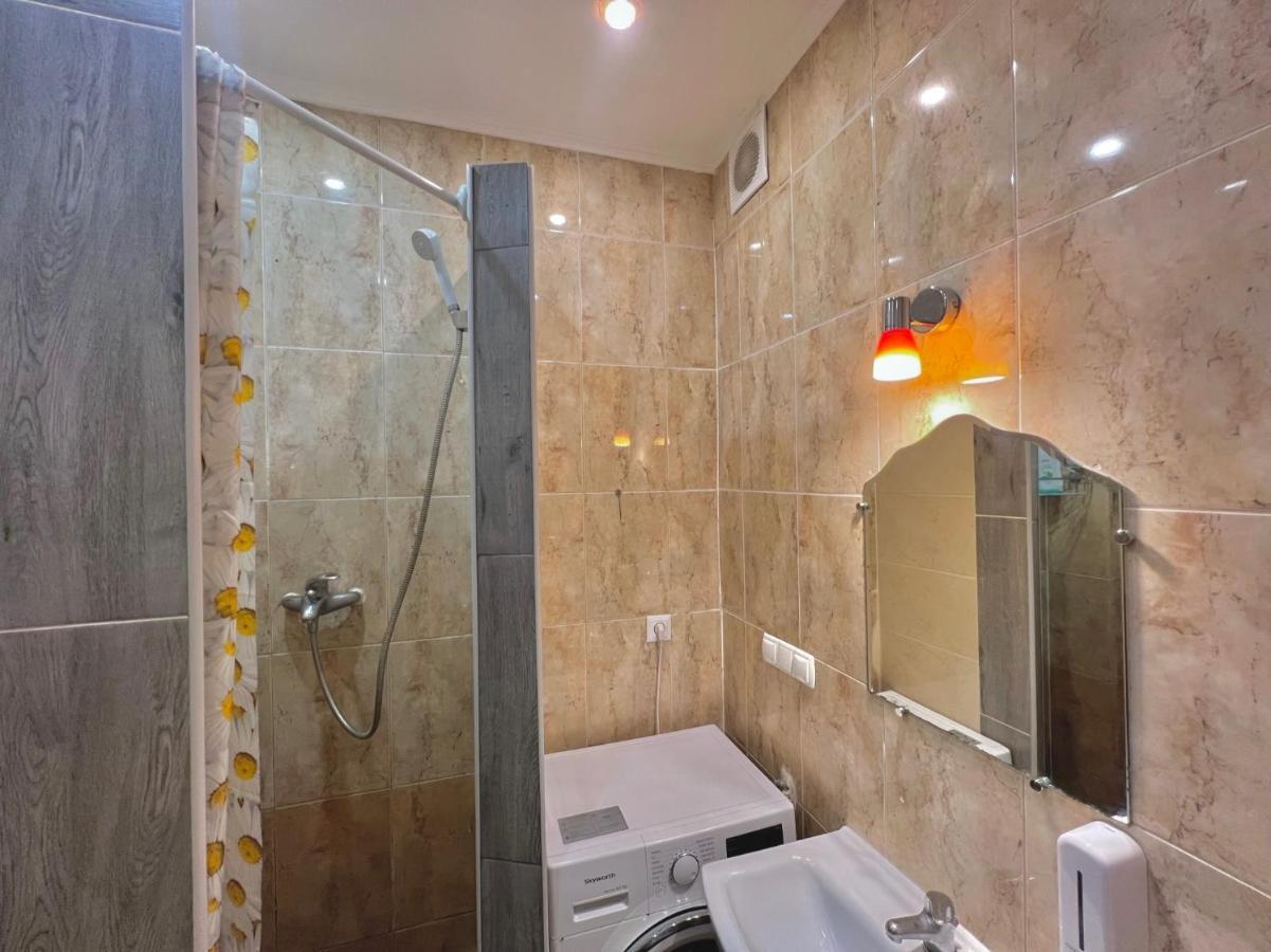 Pechersky Hostel Kiev Luaran gambar