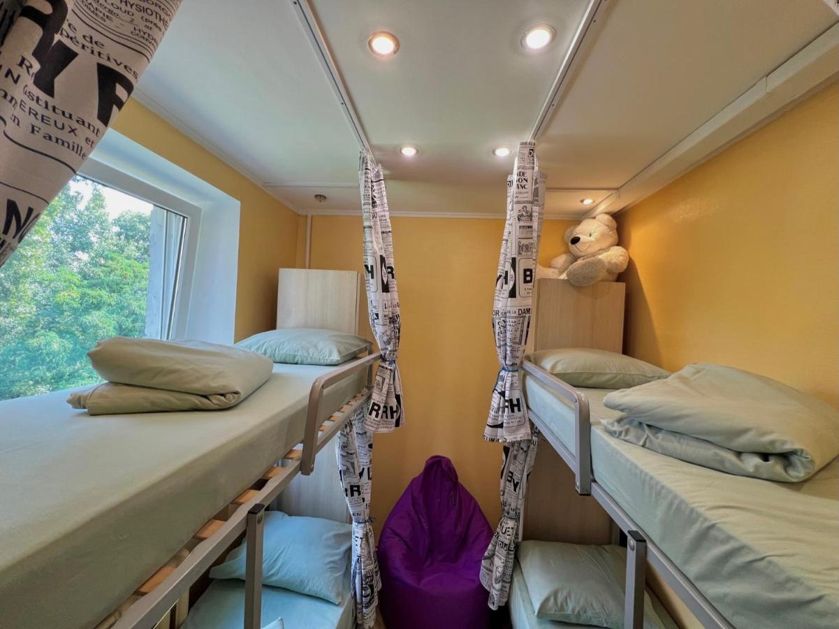 Pechersky Hostel Kiev Luaran gambar